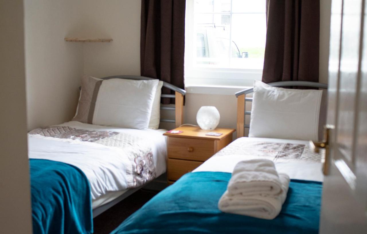 Apartment 2, Pheonix Flats Portree Bagian luar foto